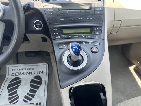 Used 2011 Toyota Prius Two FWD image 15
