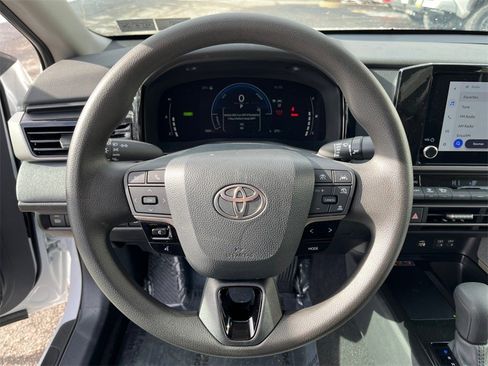 Certified 2025 Toyota Camry LE image 15