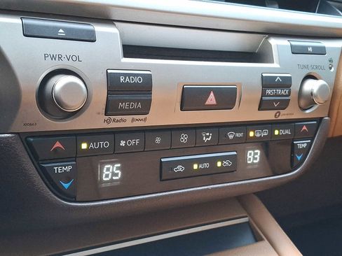 Used 2017 Lexus ES 350 image 14