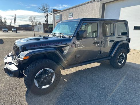 Used 2022 Jeep Wrangler Unlimited Rubicon w/ LED Lighting Group image 4