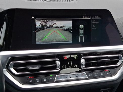 Used 2021 BMW 330i xDrive Sedan w/ Convenience Package image 25