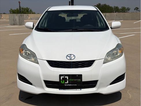 Used 2009 Toyota Matrix FWD image 6