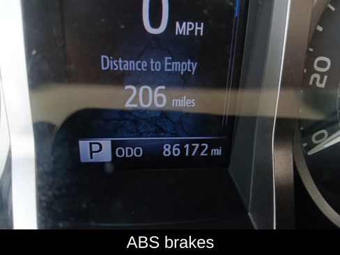 Used 2018 Toyota Tacoma SR5 image 11