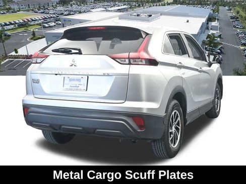 Used 2023 Mitsubishi Eclipse Cross ES image 5