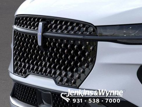 New 2026 Lincoln Nautilus Black Label image 17