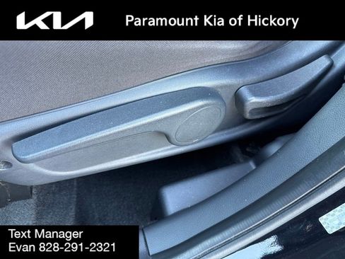 Used 2012 Kia Soul FWD image 17