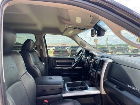 Used 2018 RAM 3500 Laramie image 31