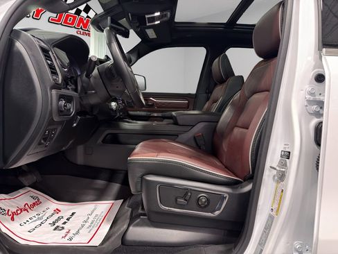 Used 2025 RAM 1500 Limited image 4