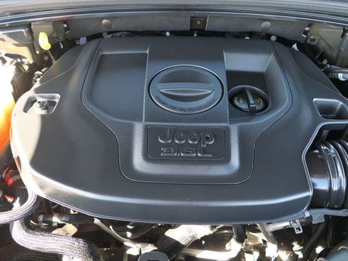 Used 2021 Jeep Grand Cherokee L Overland w/ Luxury Tech Group IV image 31