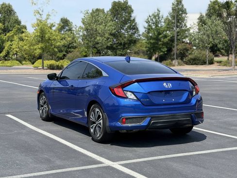 Used 2018 Honda Civic EX-L image 5
