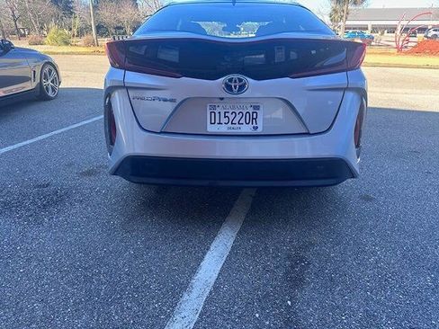 Used 2017 Toyota Prius Prime Plus image 4