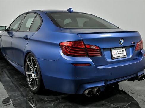 Used 2016 BMW M5 RWD image 5