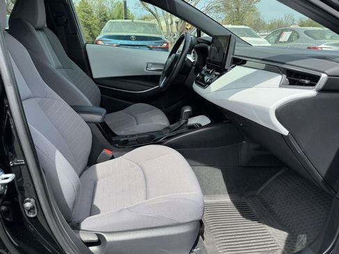 Used 2024 Toyota Corolla SE w/ SE Premium Package image 13