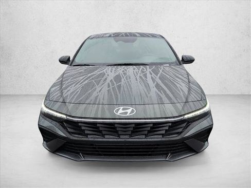 New 2026 Hyundai Elantra Sport image 6