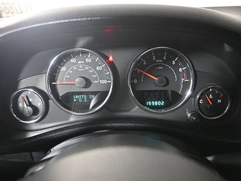 Used 2012 Jeep Wrangler Sahara w/ Dual Top Group AWD/4WD image 22