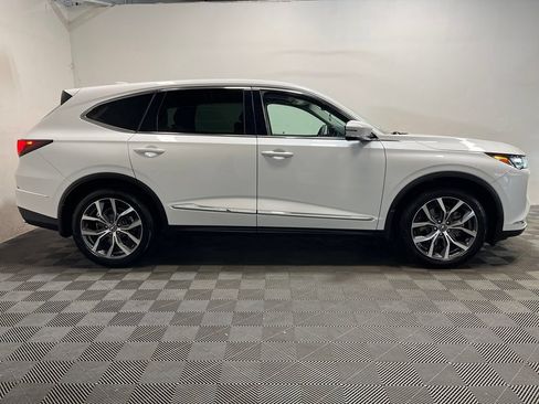Used 2022 Acura MDX SH-AWD w/ Technology Package image 4