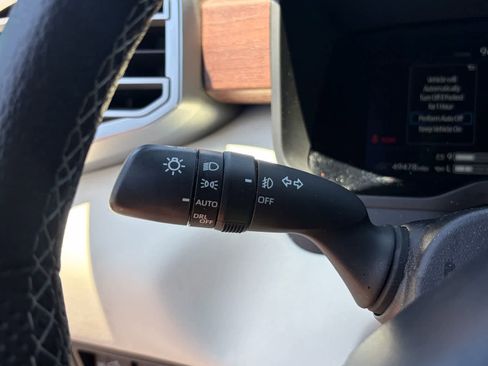 Used 2023 Toyota Tundra Capstone AWD/4WD image 12
