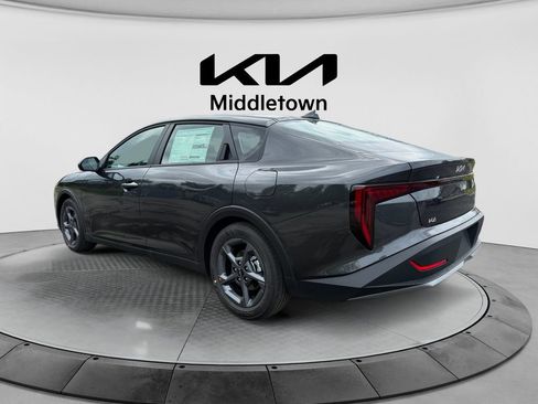 New 2026 Kia K4 FWD image 3