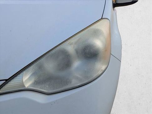 Used 2013 Toyota Prius C One image 7