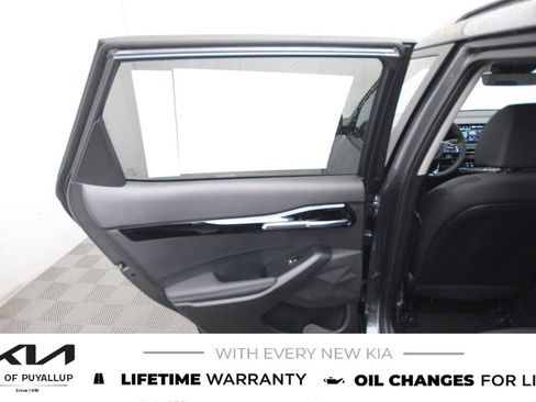 New 2026 Kia Seltos S image 11