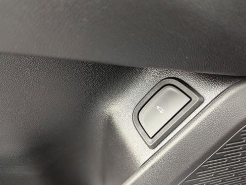 New 2026 Chevrolet Equinox RS w/ Convenience Package III image 40