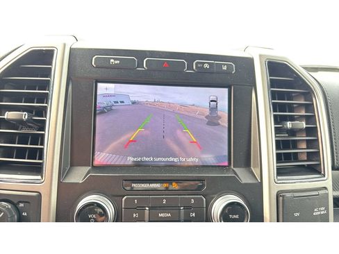 Used 2020 Ford F150 Lariat w/ Equipment Group 502A Luxury AWD/4WD image 16