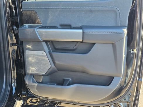 New 2026 Ford F250 Lariat w/ Black Appearance Package image 40