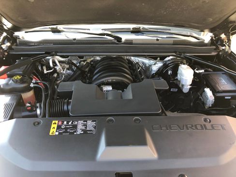 Used 2017 Chevrolet Tahoe Premier AWD/4WD image 45