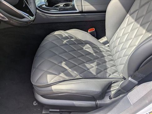New 2026 Mercedes-Benz S 500 4MATIC image 4