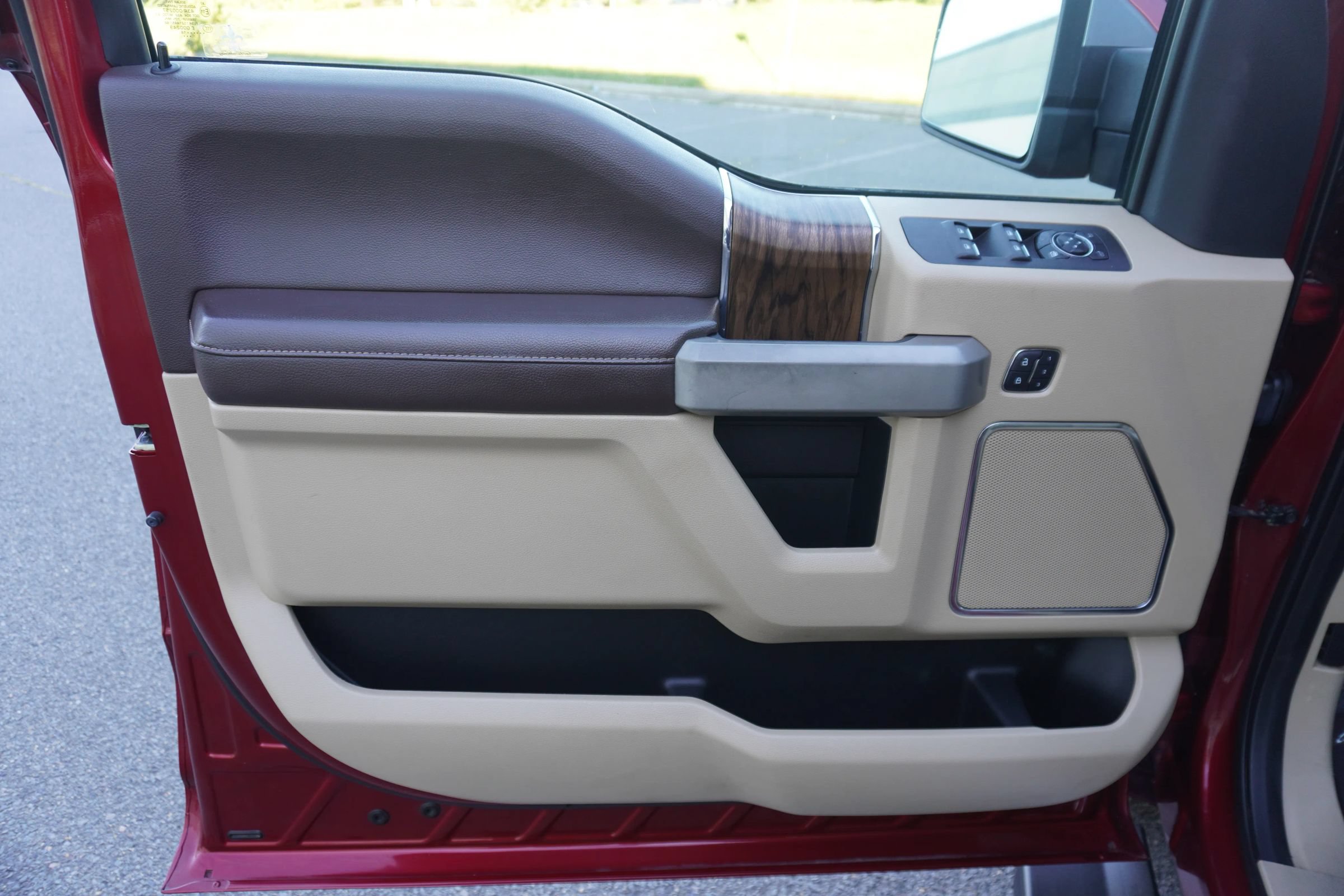 Used 2018 Ford F150 Lariat AWD/4WD image 20