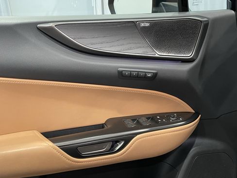 Used 2024 Lexus NX 350 AWD w/ Luxury Package image 11