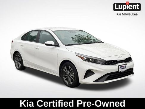 Used 2023 Kia Forte LXS w/ LXS Technology Package FWD image 1