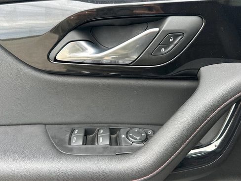 Used 2024 Chevrolet Blazer RS w/ Driver Confidence II Package image 11