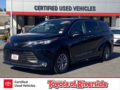 Certified 2022 Toyota Sienna XLE