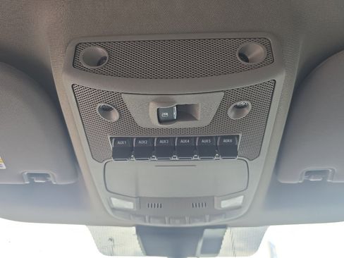 Used 2020 Ford F250 Lariat w/ Lariat Ultimate Package AWD/4WD image 23