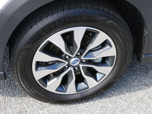 Used 2023 Subaru Outback Limited XT AWD/4WD image 14