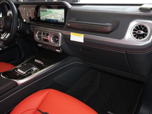 Used 2025 Mercedes-Benz G 63 AMG 4MATIC image 12
