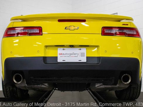 Used 2014 Chevrolet Camaro SS w/ RS Package RWD image 21