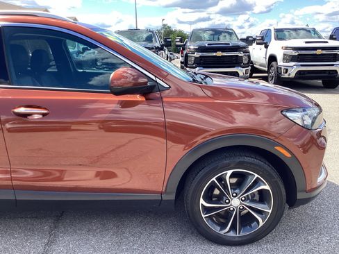 Used 2020 Buick Encore GX Essence image 8