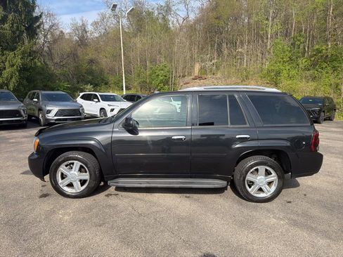Used 2008 Chevrolet TrailBlazer LT w/ Sun And Sound Package AWD/4WD image 6
