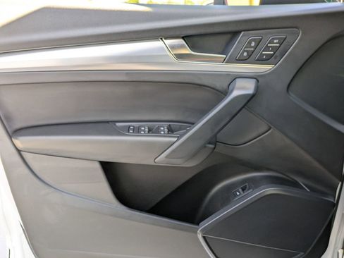 Used 2024 Audi Q5 2.0T Premium w/ Summer of Audi Package image 16