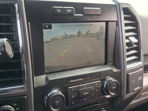 Used 2015 Ford F150 XLT w/ Equipment Group 302A Luxury AWD/4WD image 17