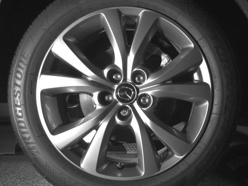 Used 2024 MAZDA CX-30 AWD 2.5 S w/ Premium Package image 18