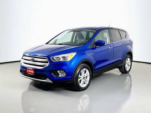 Used 2019 Ford Escape SE AWD/4WD image 1