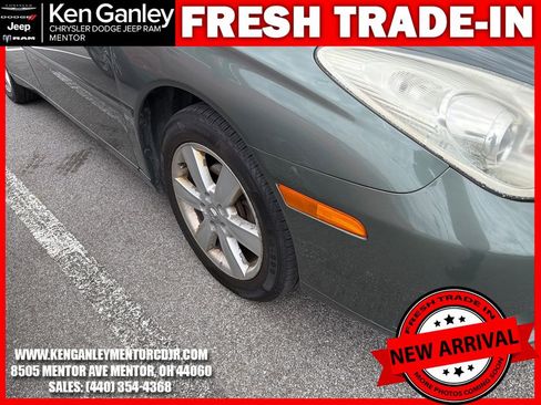 Used 2005 Lexus ES 330 FWD image 11