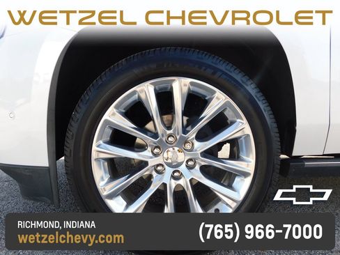 Certified 2020 Cadillac Escalade ESV Premium Luxury AWD/4WD image 10