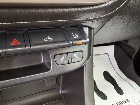 Used 2018 GMC Canyon Denali image 26