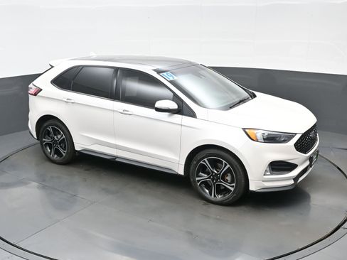 Used 2019 Ford Edge ST w/ Convenience Package image 41