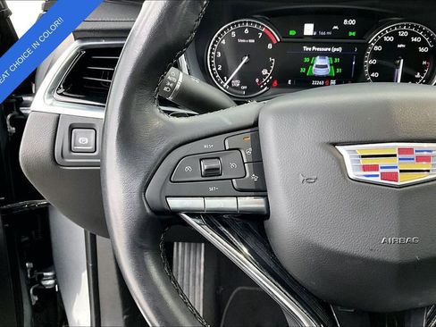 Used 2025 Cadillac XT6 Premium Luxury image 27