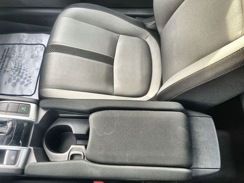 Used 2018 Honda Civic EX-T image 24